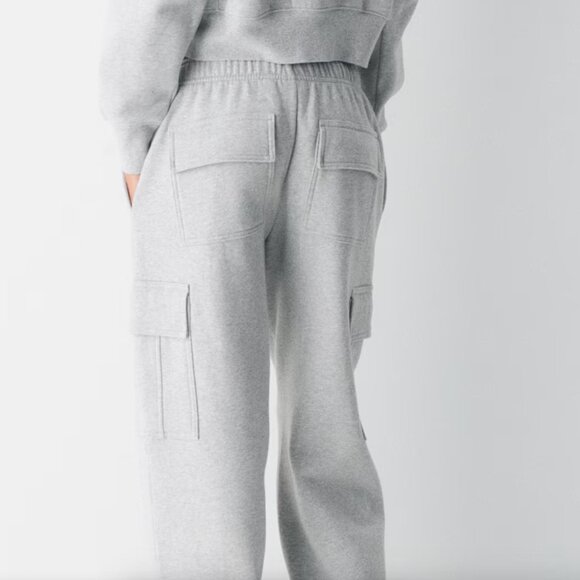 Aritzia TNA Gray Cozy Fleece Mega Cargo Oversized Sweatpant - Size XS - Picture 3 of 11